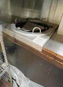 1 x Mobile Incounter Heated Plate Stacker Dispenser - Suitable For ⌀21 to ⌀29cm Plate - From a