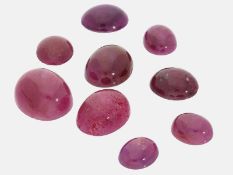 Rubin: schönes Rubin-Konvolut im Cabochonschliff, insgesamt ca. 75ct