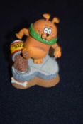 Robert Harrop Designs 2005 Beano Dandy Pup Parade MANFRID PUP)&