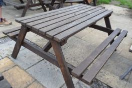 Garden picnic table, width approx 165 cm x overall depth 150 cm