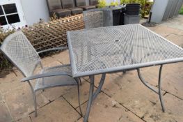 Aluminium garden table with 2 chairs