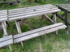 Timber garden picnic bench 137 x 127 cm