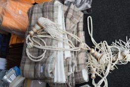 Quantity of curtains