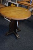 Circular pub table, width 75 cm, height 73 cm