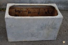 Galvanised tank, height 46cm, width approx 75cm x 35cm