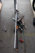 Mixed lot of various edgers, loppers, cutters etc