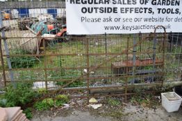 Large iron gate, width approx 270cm, height 130cm