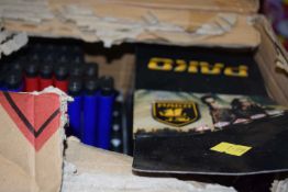 Large quantity of lighters to include Pako lighters in small trays