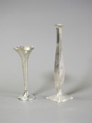 Elegant geformte Vasen