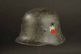 Casque reconditionne WWI. 
WWI reconditioned helmet.