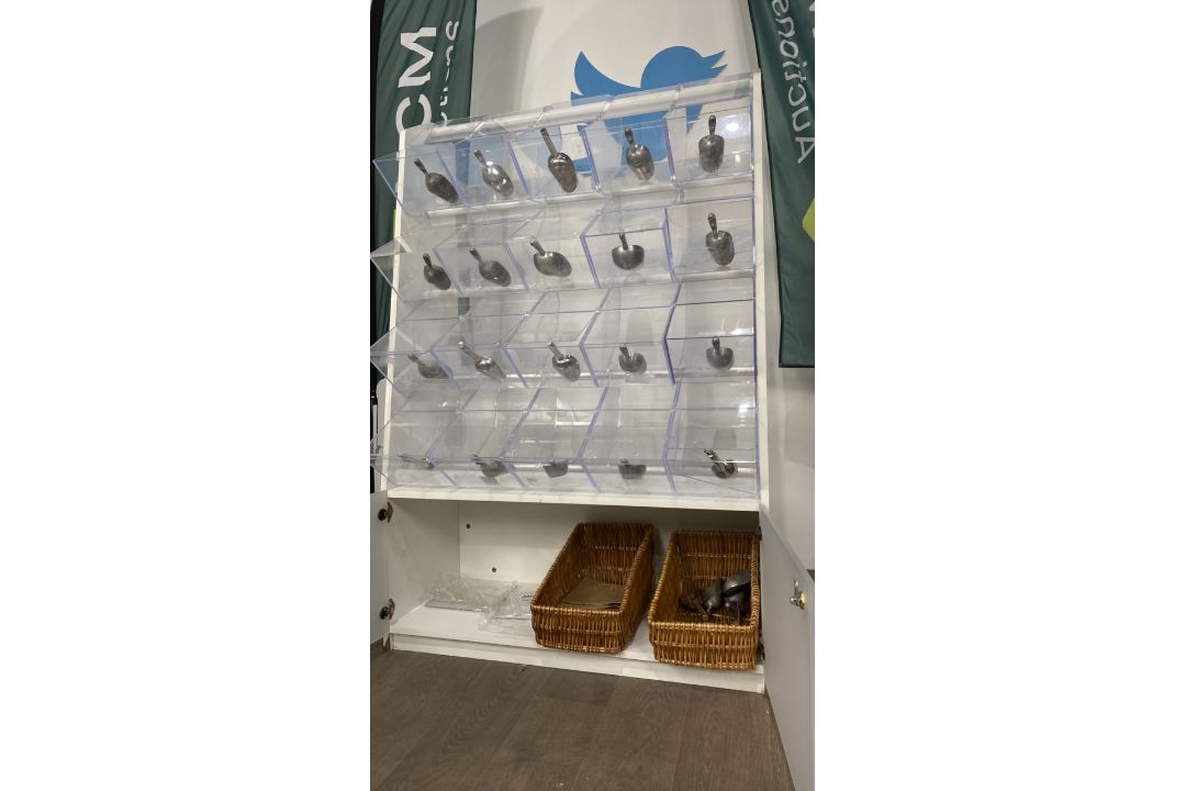 Pic n Mix Stand (20 section) - Image 5 of 6