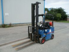 Cat Caterpillar V35 fork lift 1.75 ton forklift truck stacker