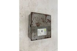 Cooling system tester in metal case