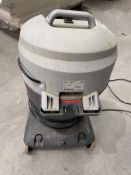 Nilfisk Vacuum - Grey - With Hose