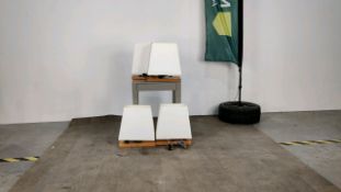 Bedside lamp with shade x4