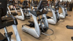 True Fitness Cross Trainer