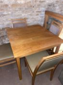 Table with 4 Chairs