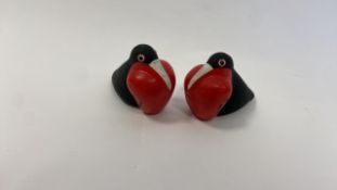 Pair of Gloria A Dios Signed Vintage Ceramic Bird