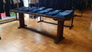 Display Table