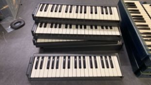 Small MIDI Keyboard X8