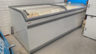 AHT Chest Freezer