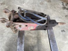 Takeuchi TB71 1.5 - 3.0 Tonne Pecker / Breaker / Hammer