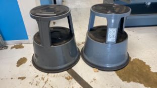 Pavo Foot Stool X2