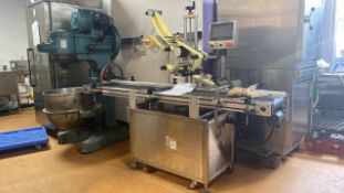 Weinview Automatic Flat Side Labelling Machine