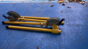 Pipe benders