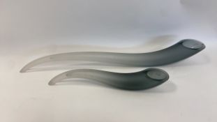 Vlvarlni Glass