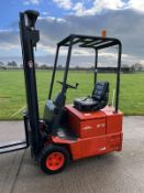Linde E12 Electric forklift truck