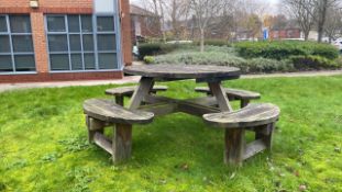 Outdoor Wooden Circular Seating Bench