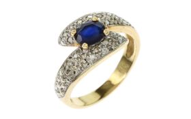 Ring 4.46 gr. 750/- Gelbgold und Weissgold mit Diamanten 0.10 ct und Saphir Ringgroesse 52