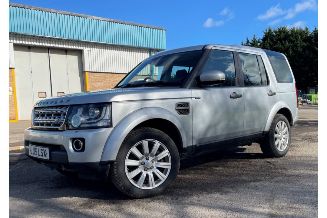 Land Rover Discovery LJ15 LSX - 2015 Model - Diesel - 2993cc Engine - Automatic Gearbox - Image 1 of 36