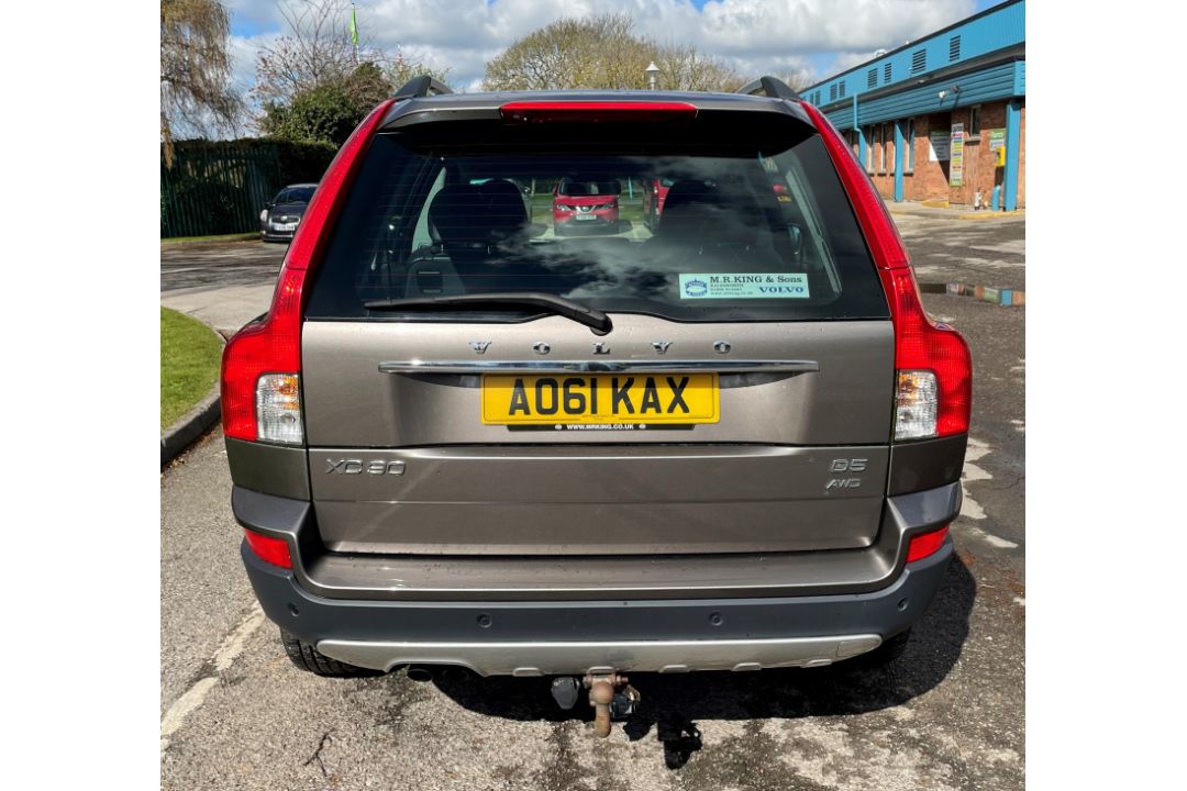 Volvo XC90 SE AWD D5 AUTO - Automatic - Diesel - 2.4L engine - 2011 model - 104,000 miles - 2 axle - Image 6 of 31