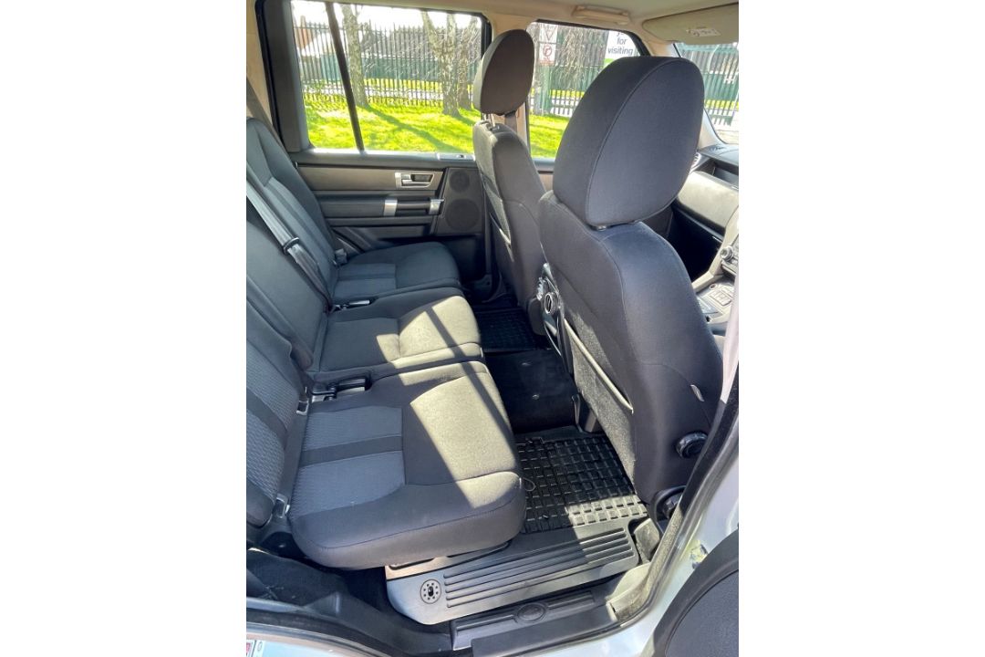 Land Rover Discovery LJ15 LSX - 2015 Model - Diesel - 2993cc Engine - Automatic Gearbox - Image 16 of 36