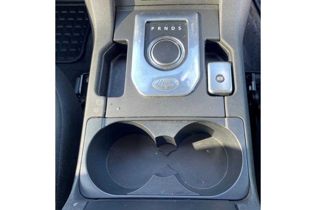 Land Rover Discovery LJ15 LSX - 2015 Model - Diesel - 2993cc Engine - Automatic Gearbox - Image 13 of 36