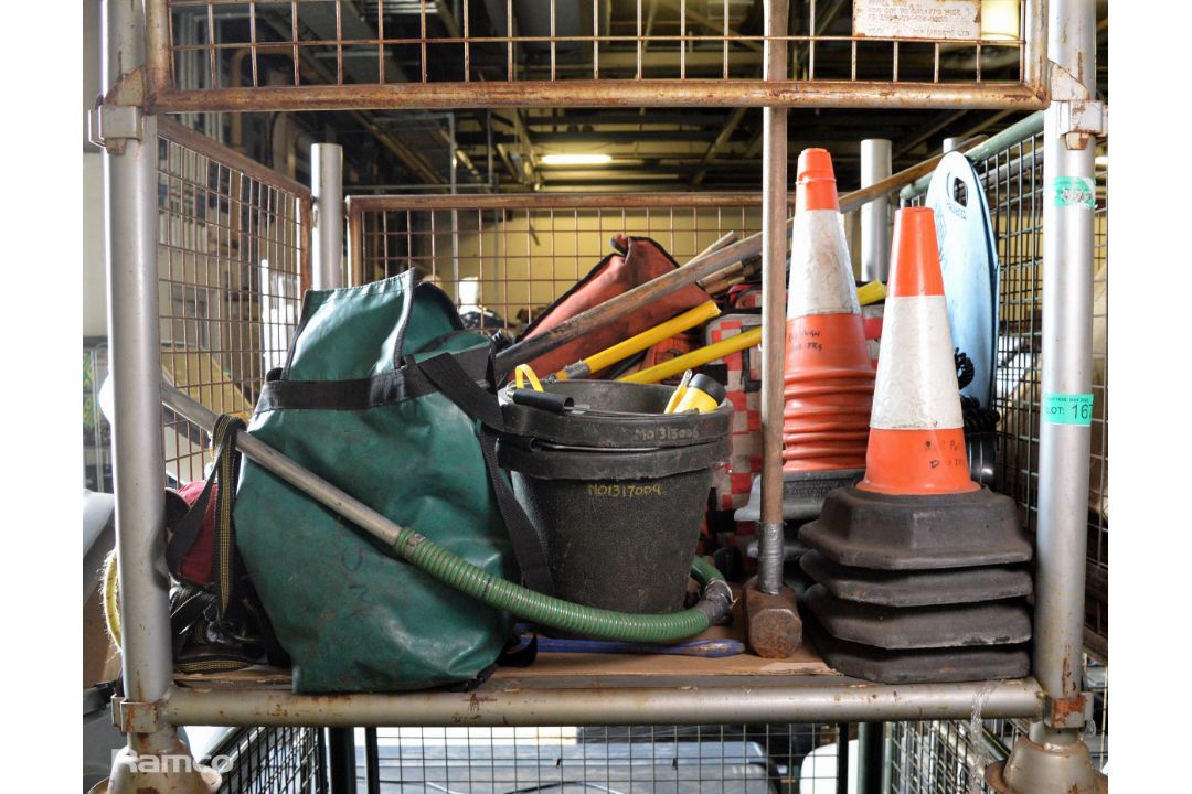 Search & Rescue Equipment, Torches, Throw Bag & Extraction - Image 1 of 6