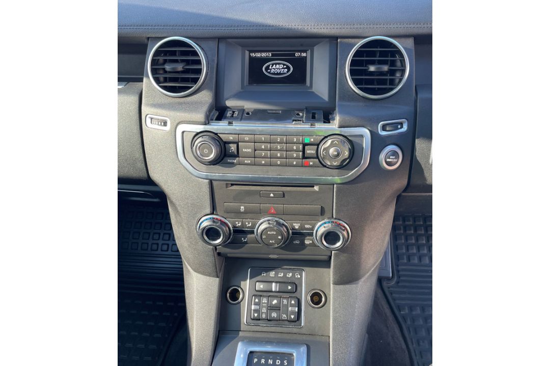 Land Rover Discovery LJ15 LSX - 2015 Model - Diesel - 2993cc Engine - Automatic Gearbox - Image 12 of 36