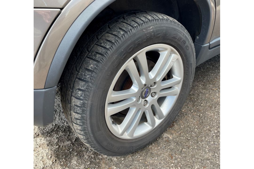 Volvo XC90 SE AWD D5 AUTO - Automatic - Diesel - 2.4L engine - 2011 model - 104,000 miles - 2 axle - Image 24 of 31
