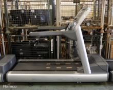 Life Fitness treadmill L 90 x W 220 x H 170cm