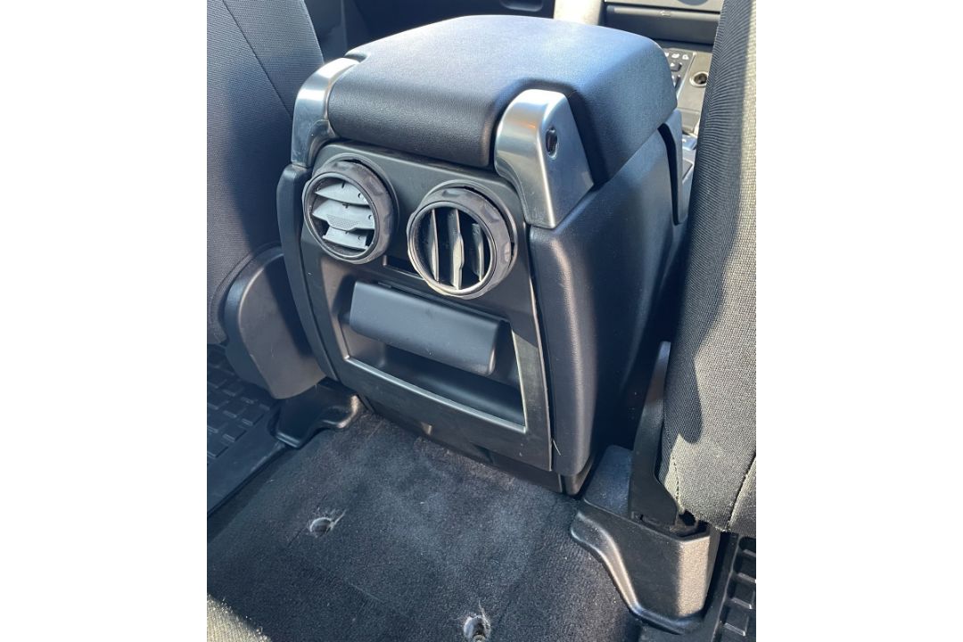 Land Rover Discovery LJ15 LSX - 2015 Model - Diesel - 2993cc Engine - Automatic Gearbox - Image 36 of 36