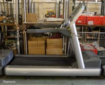 Life Fitness treadmill L 90 x W 220 x H 170cm