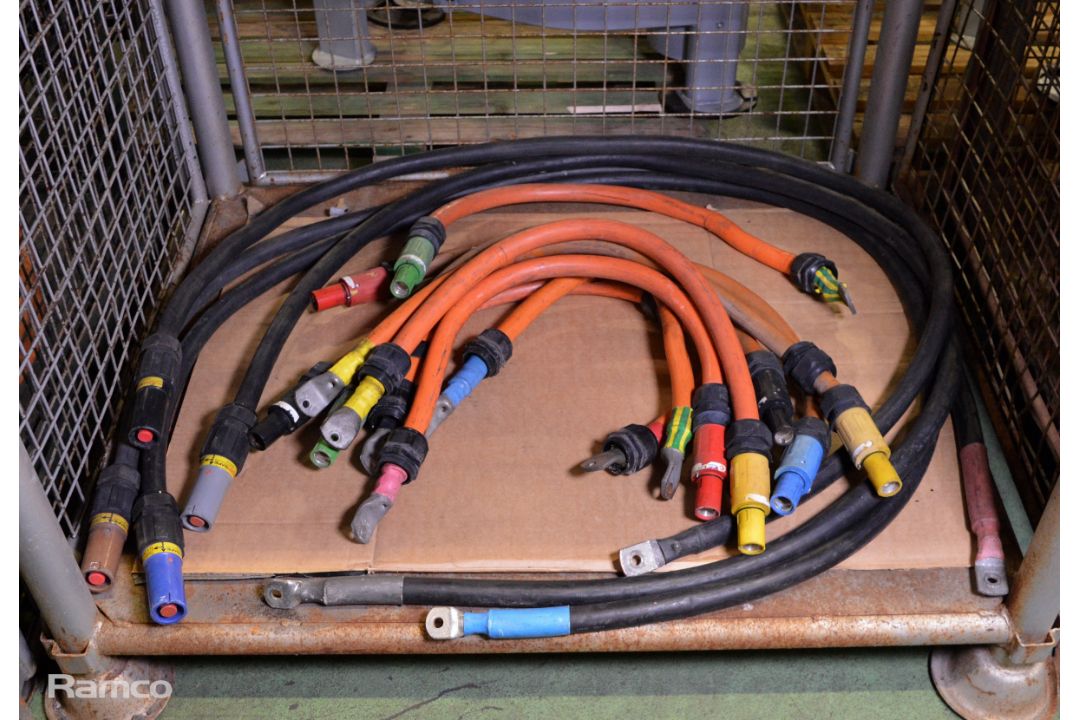 13x Heavy duty extension cables 600vac 660 amp 30mm diameter - Image 1 of 3