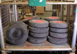 16x Hughes solid rubber wheelbarrow wheels, 4x Solid rubber wheelbarrow wheels