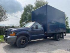 Ford F350 XL Super Duty Luton Box Van - 2001 - Triton V8 5.4L V-Shaped Engine - Automatic - Petrol