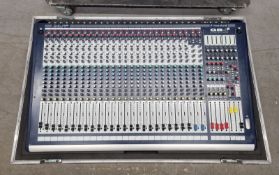 Soundcraft GB4 Mixer in flight case