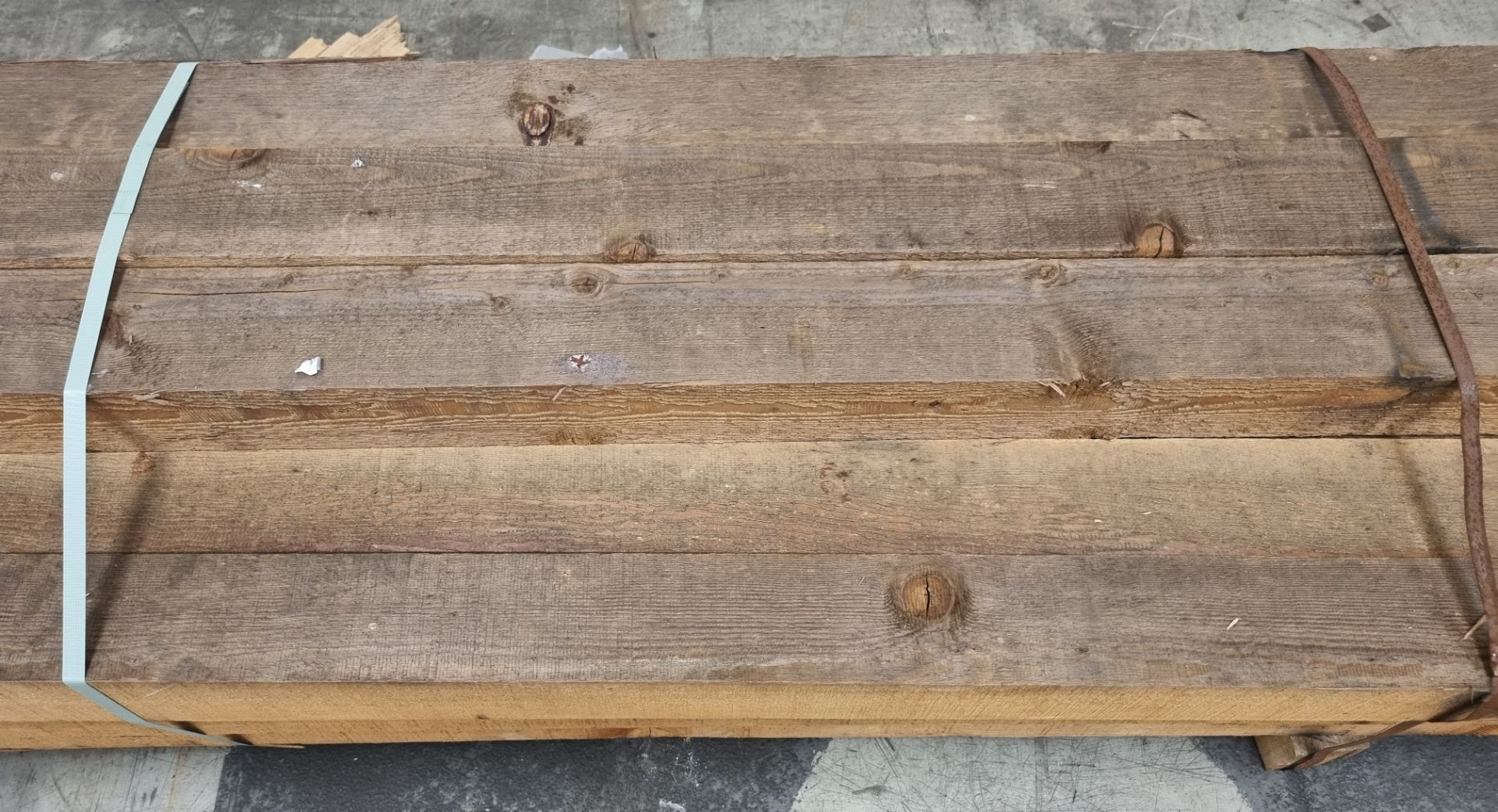 Pallet of 4"x4" (10x10cm) softwood, heat treated and debarked (GBFC-0452 DBHT) L550cm x 21 pcs - Image 4 of 4