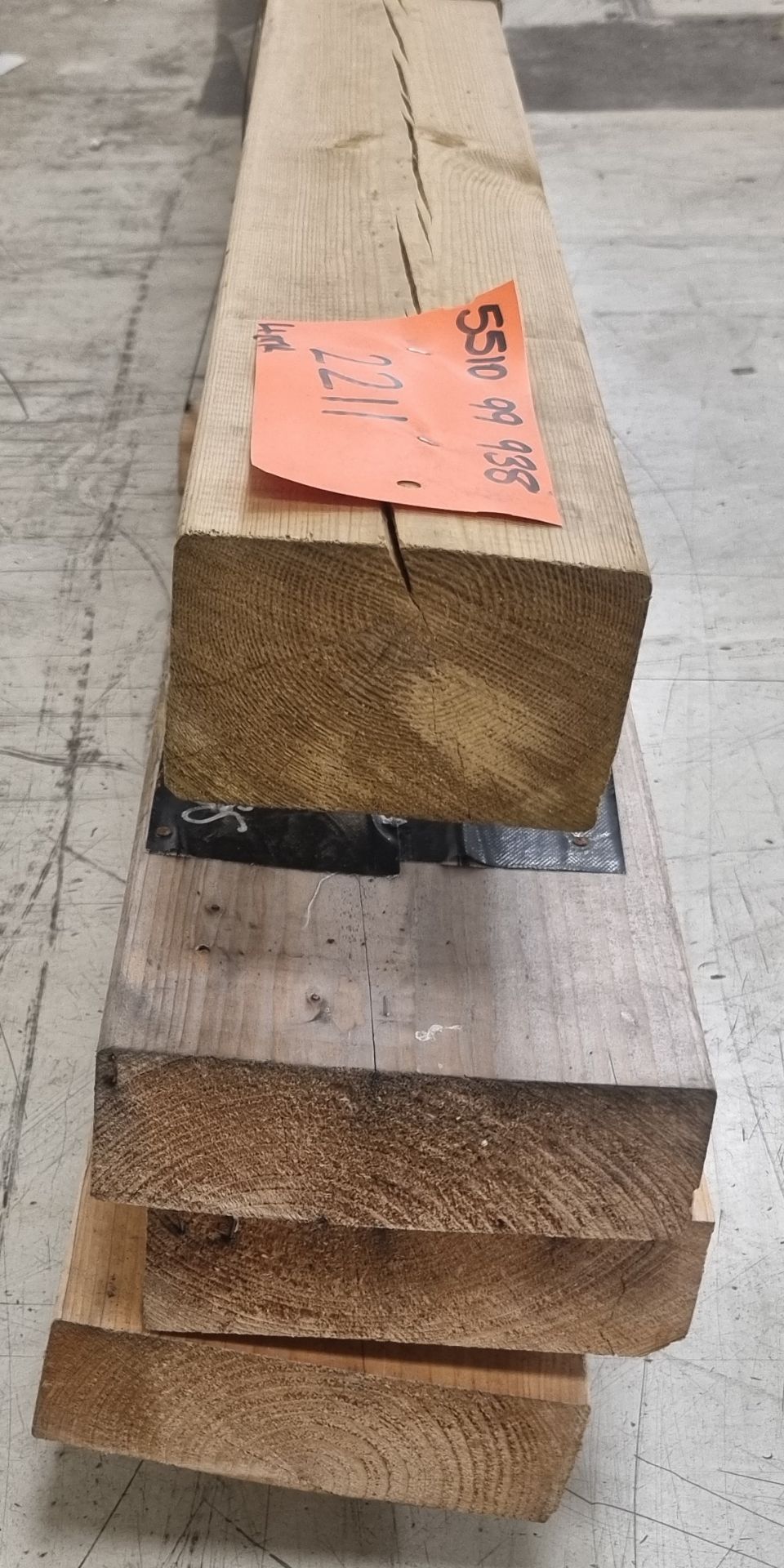 Pallet of 3"x8" (7.5x20cm) softwood, L480cm x 3 pcs, plus 6"x4" (15x10cm) L480cm x 1 pc -- 4 pcs tot - Image 2 of 4