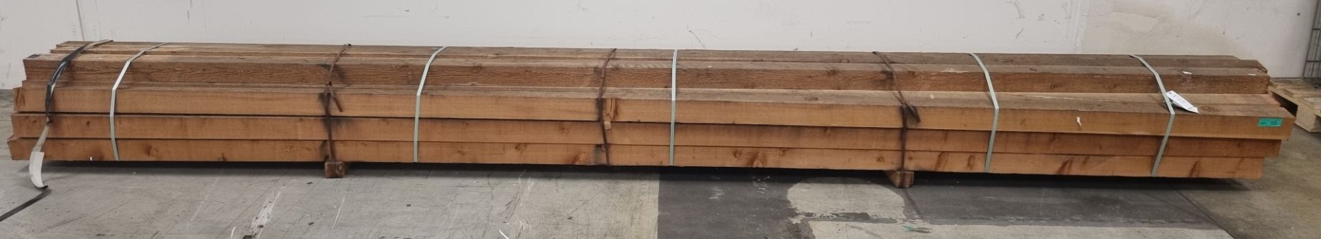 Pallet of 4"x4" (10x10cm) softwood, heat treated and debarked (GBFC-0452 DBHT) L550cm x 21 pcs